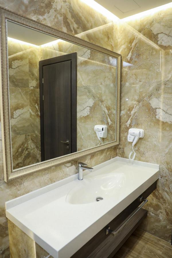 Bourbon Boutique Hotel Yerevan Luaran gambar