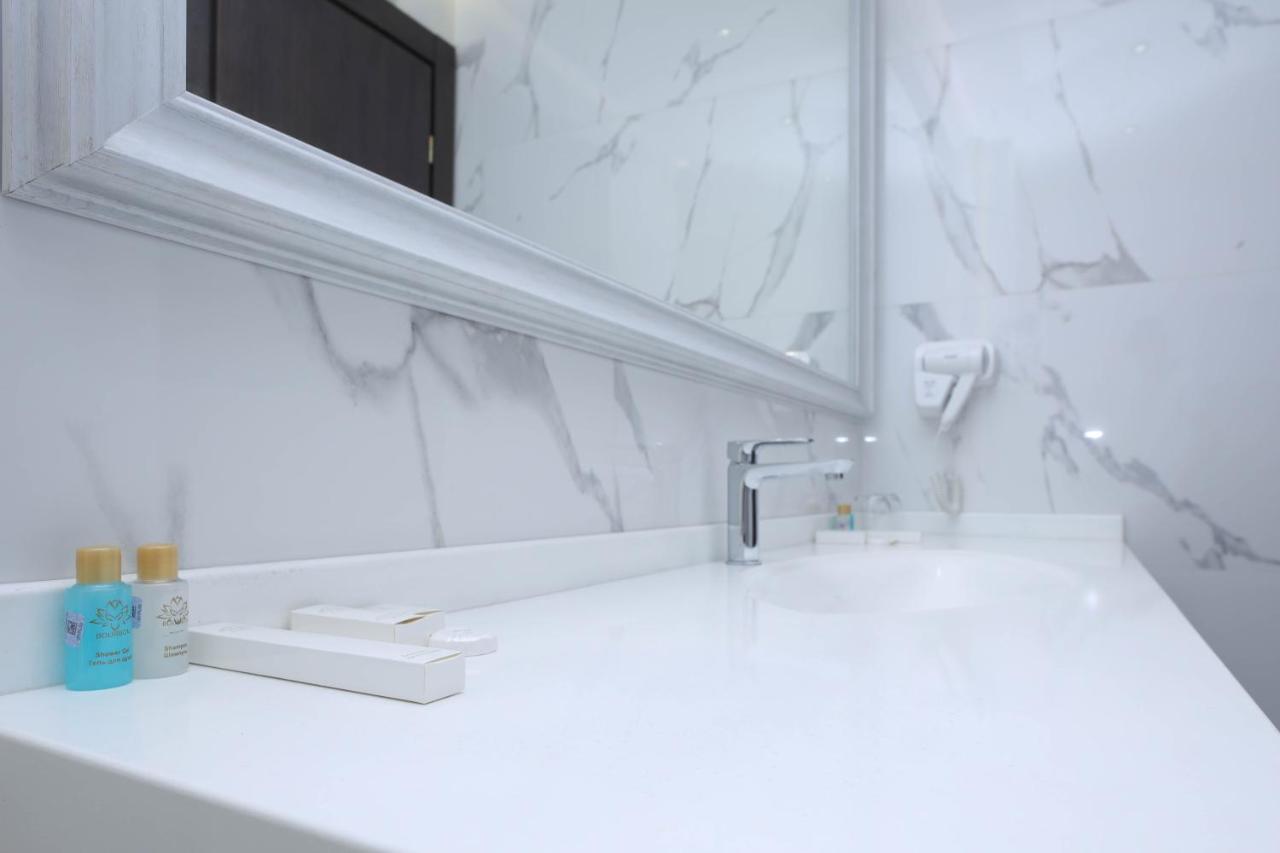 Bourbon Boutique Hotel Yerevan Luaran gambar