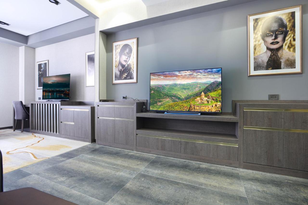 Bourbon Boutique Hotel Yerevan Luaran gambar